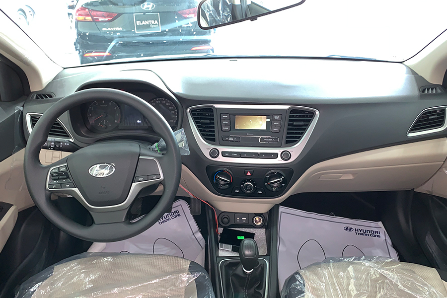 Nội thất Hyundai Accent 1.4 AT Đặc Biệt - Hình 1 Nội thất Hyundai Accent 1.4 AT Đặc Biệt - Hình 1